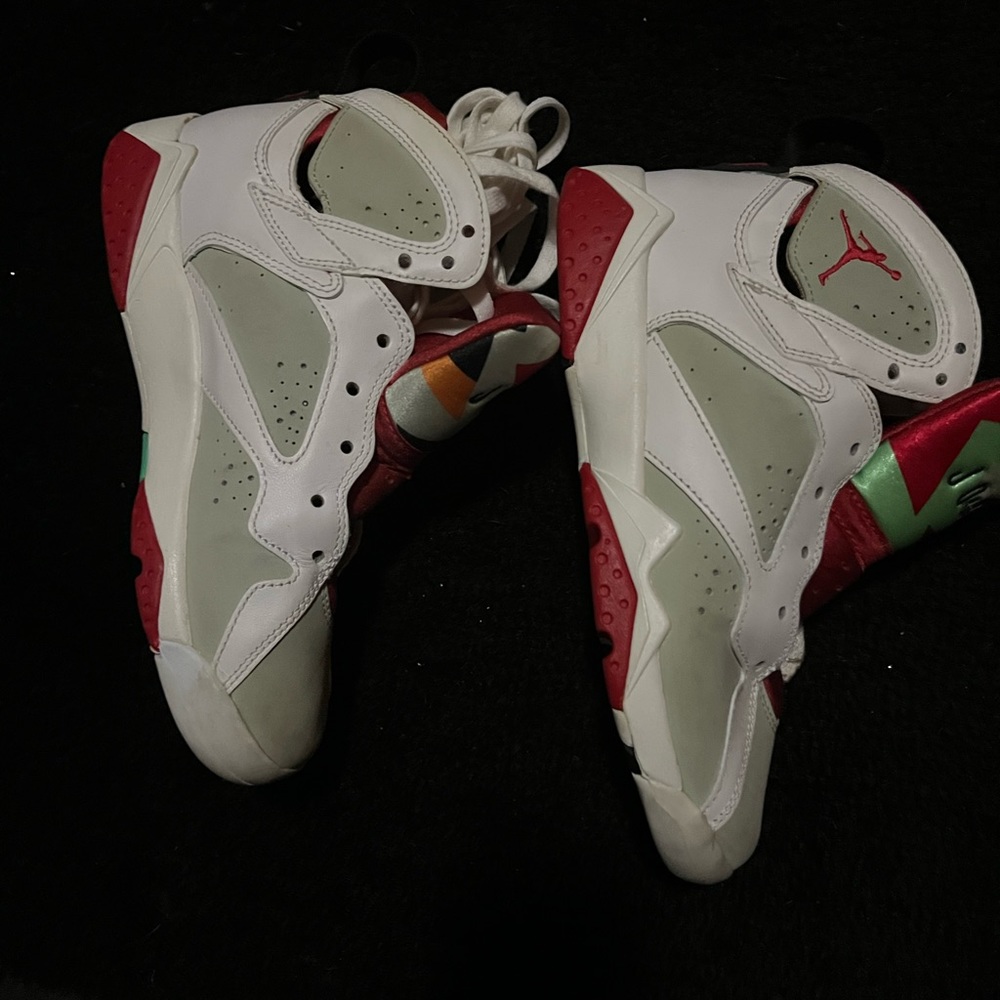 Air Jordan 7 Retro Hare 
 Bugs bunny retro 7-7.5women & 5.5y - Picture 4 of 5